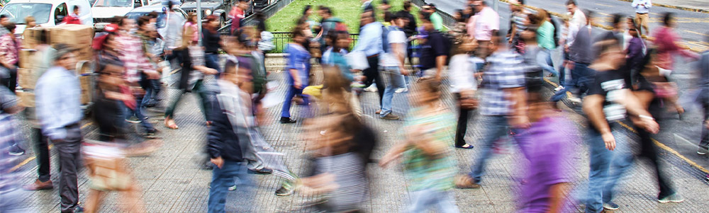 pedoni attraversamento 1000